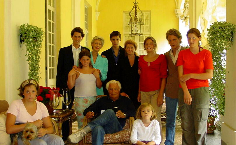 eredità Agnelli ultime verità, John Elkann Fisco 175 milioni, battaglia ereditaria Agnelli, residenza fiscale Marella Agnelli. Margherita Agnelli tribunale Torino